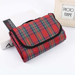 Camping Mat Plaid Folding Camping Mattress Baby Climb Outdoor Waterproof Beach Picnic Blanket For Multiplayer Picnic (Color: Red)